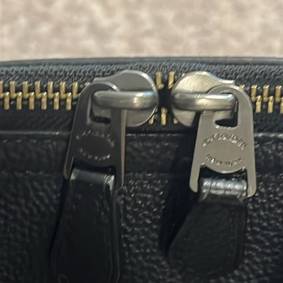 Coach Mens Black Leather Messenger/Laptop Bag - Picture 4 of 16